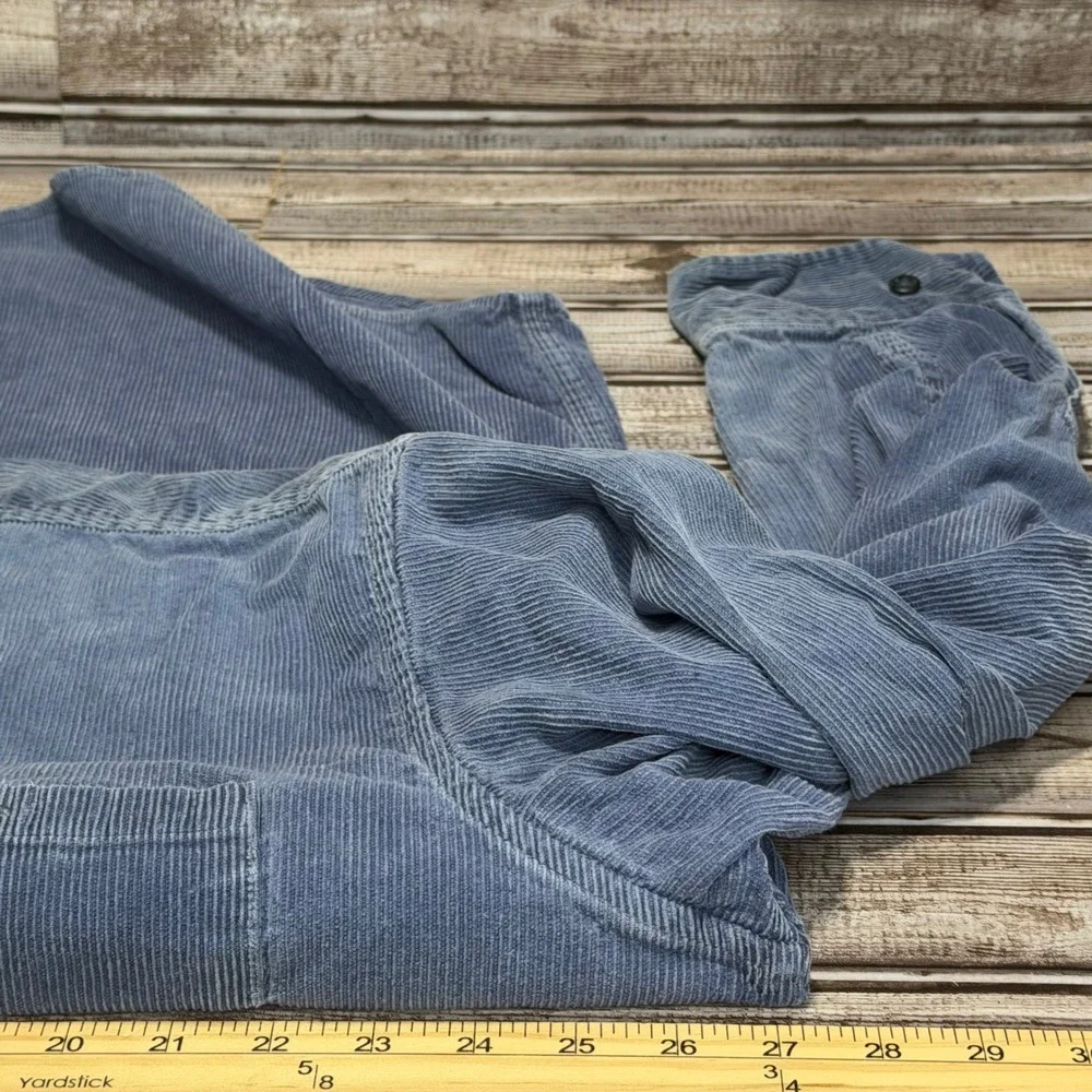Cabelas Button Down Shirt Mens XL Blue Corduroy Long Sleeve Pocket Outdoor